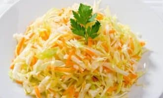 капустный салат как в столовой