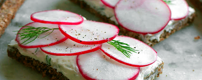 закуска с редисом и сливочным маслом