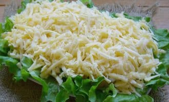 салат с ананасами и креветками