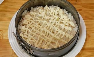 слоёный салат с курицей