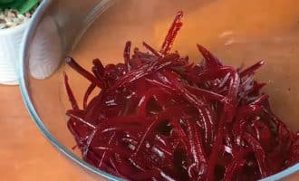 Новый салат из свеклы по-азиатски, без майонеза
