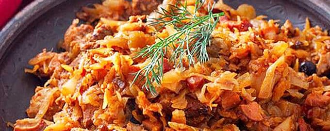 тушёная квашеная капуста с колбасой