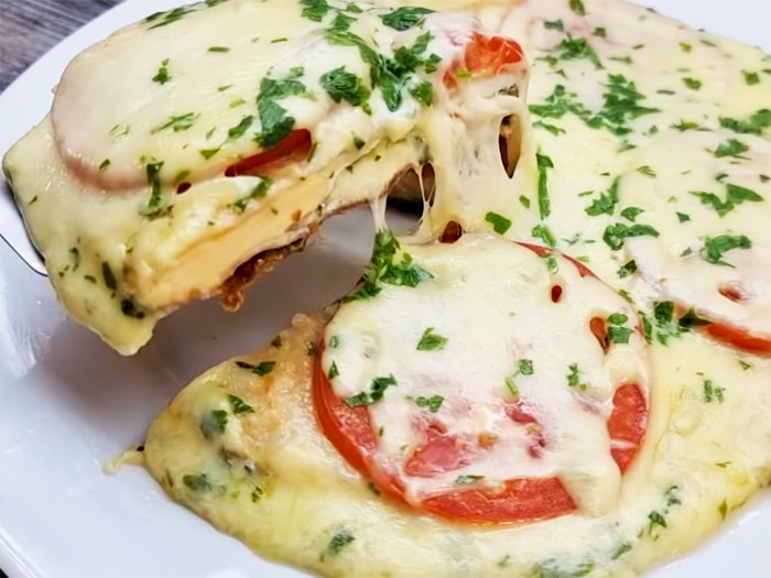 тортилья с яйцами и сыром