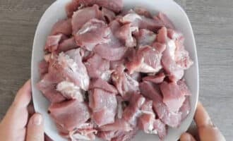 Индейка, тушёная с овощами - ароматное домашнее жаркое
